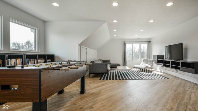 4598 S Ridgeview Drive, Greenfield, IN 46140