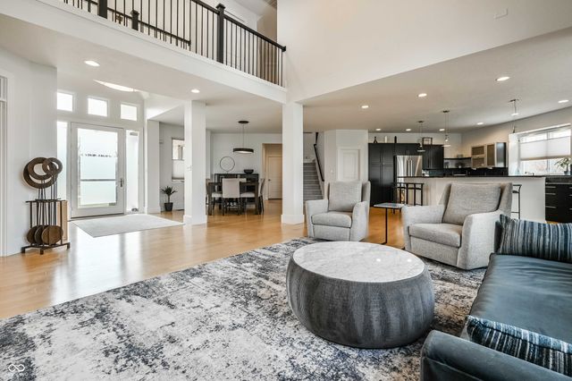 4598 S Ridgeview Drive, Greenfield, IN 46140