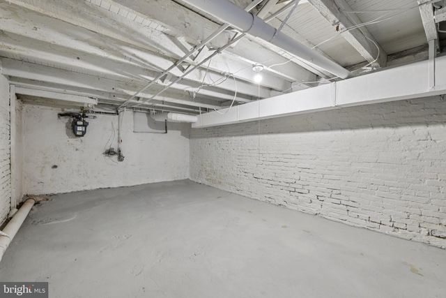 816 N PORT ST, Baltimore, MD 21205