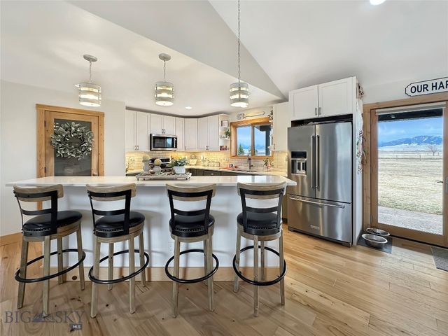 13 Diamondback RD, Ennis, MT 59729