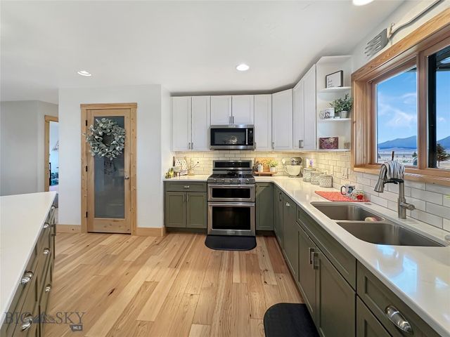 13 Diamondback RD, Ennis, MT 59729