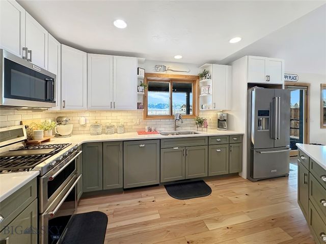 13 Diamondback RD, Ennis, MT 59729