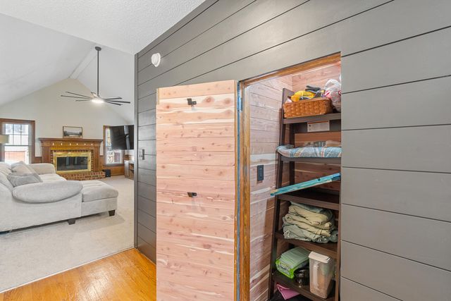 406 King Charles Circle, Summerville, SC 29485
