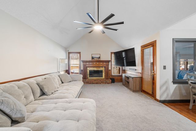 406 King Charles Circle, Summerville, SC 29485