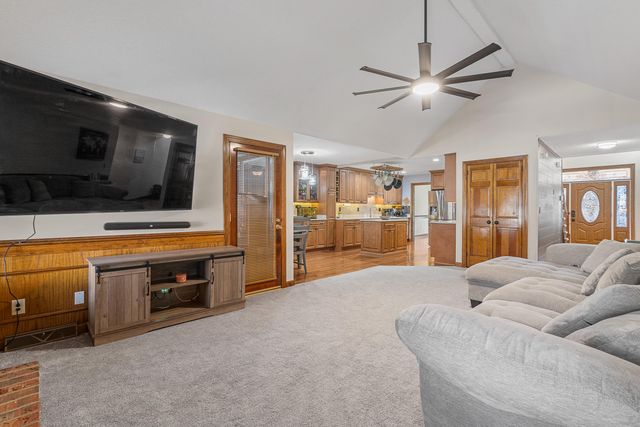 406 King Charles Circle, Summerville, SC 29485
