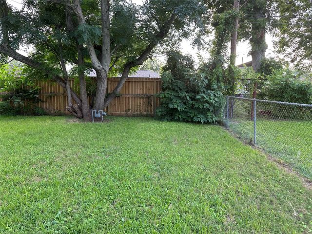 511 Guyer Street, Sugar Land, TX 77498