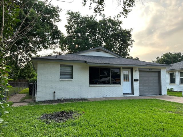 511 Guyer Street, Sugar Land, TX 77498