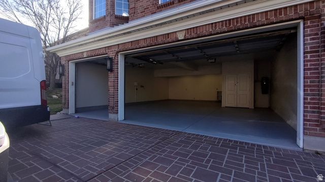 11902 S AUTUMN RIDGE DR, Sandy, UT 84092