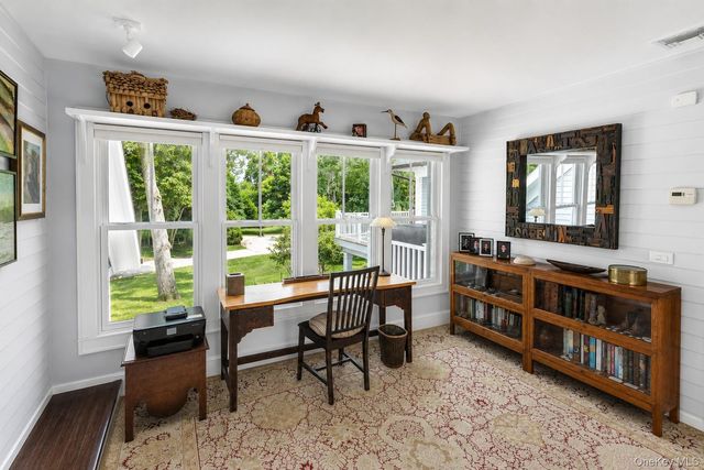 13 Peathole Lane, Bellport Village, NY 11713