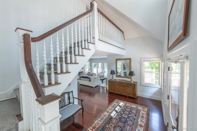 13 Peathole Lane, Bellport Village, NY 11713