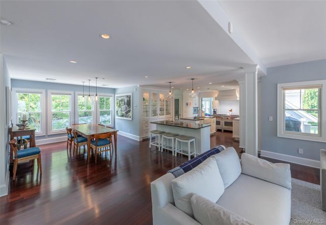 13 Peathole Lane, Bellport Village, NY 11713
