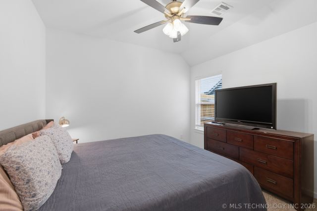 1417 N 72nd Street, Broken Arrow, OK 74014