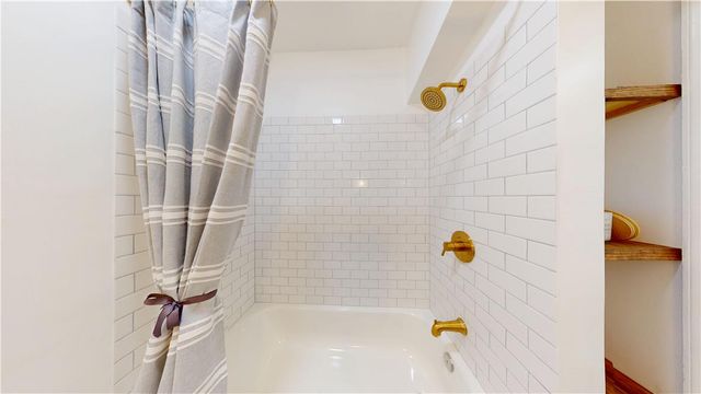 306 Nazareth PIKE, Bethlehem City, PA 18020