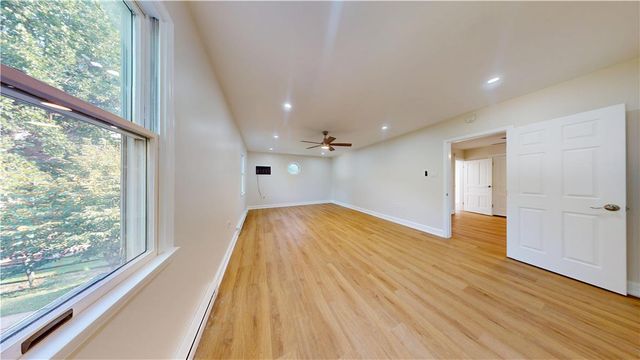 306 Nazareth PIKE, Bethlehem City, PA 18020