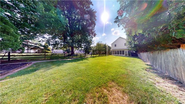 306 Nazareth PIKE, Bethlehem City, PA 18020