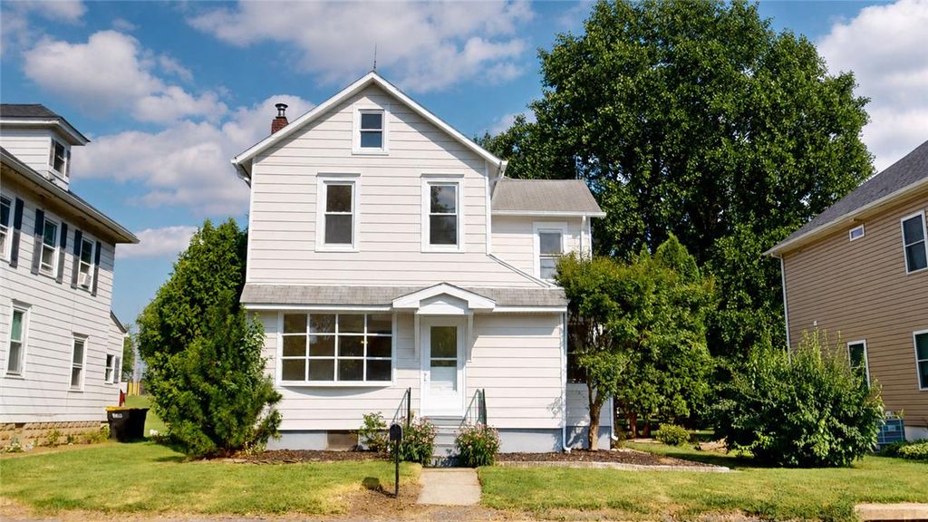 306 Nazareth PIKE, Bethlehem City, PA 18020