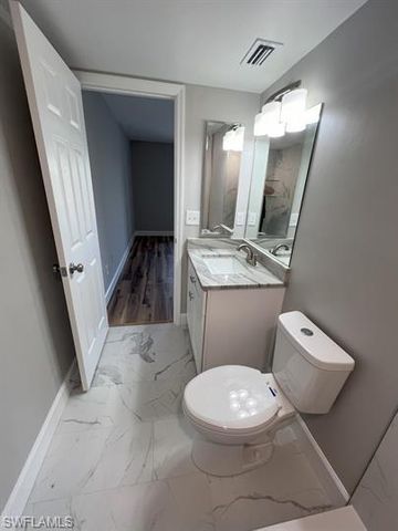 639 SE 13th AVE # 113, Cape Coral, FL 33990