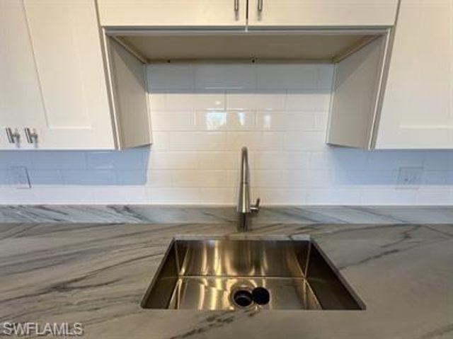 639 SE 13th AVE # 113, Cape Coral, FL 33990