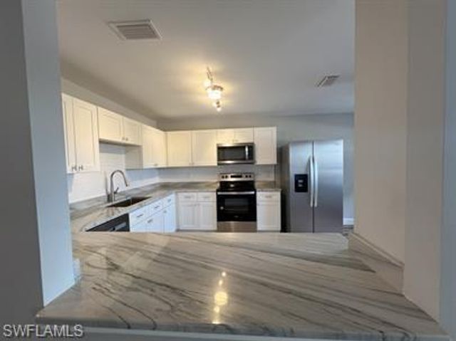 639 SE 13th AVE # 113, Cape Coral, FL 33990