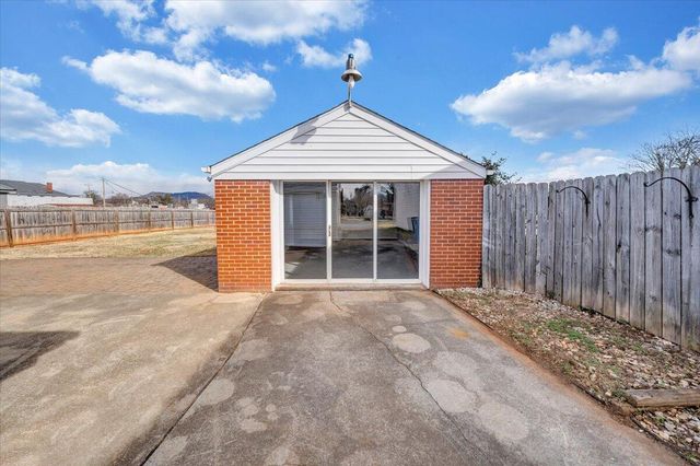 4713 Delray ST, Roanoke, VA 24012