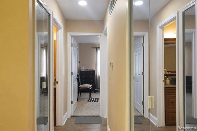 34720 Huntley Drive 23, Sterling Heights, MI 48312