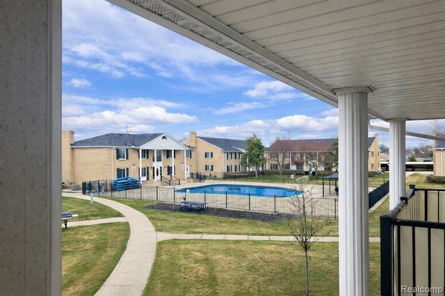 34720 Huntley Drive 23, Sterling Heights, MI 48312