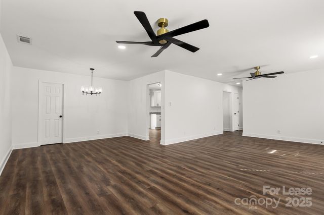 815 Sharon Drive, Waxhaw, NC 28173