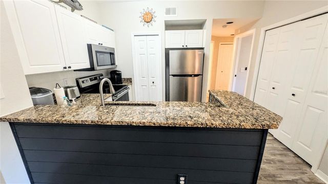 5174 NORTHRIDGE ROAD 108, Sarasota, FL 34238