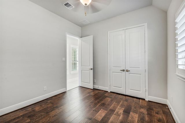 10106 Lehman Drive, Willis, TX 77318