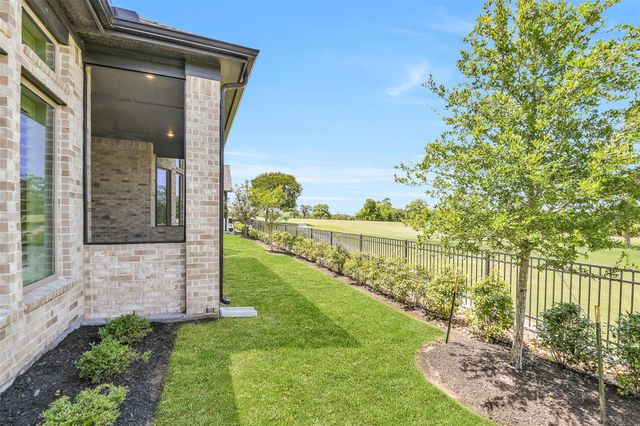 10106 Lehman Drive, Willis, TX 77318