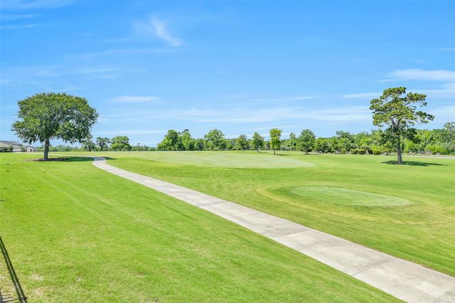 10106 Lehman Drive, Willis, TX 77318