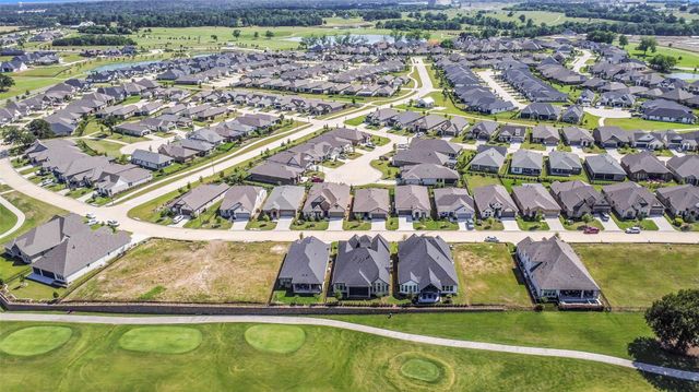 10106 Lehman Drive, Willis, TX 77318