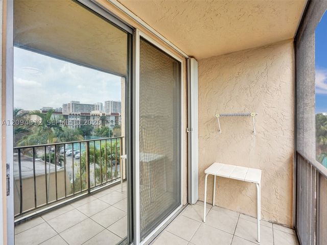2001 Atlantic Shores Blvd 419, Hallandale Beach, FL 33009