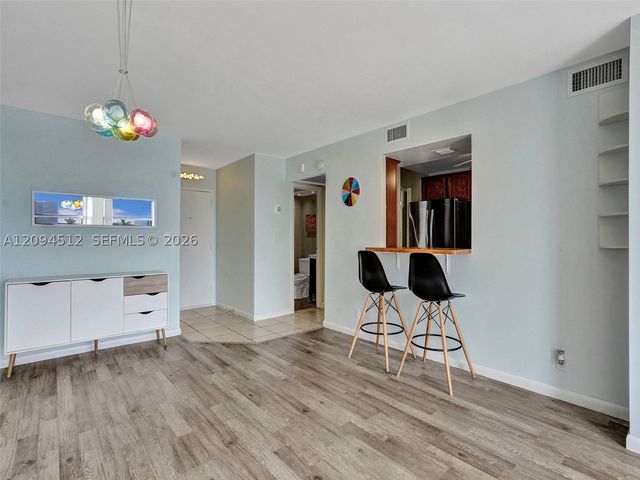 2001 Atlantic Shores Blvd 419, Hallandale Beach, FL 33009