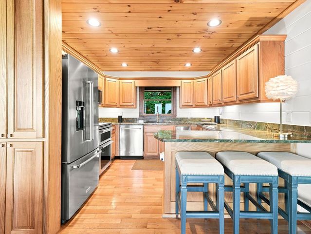 135 Bandit Lane, Blue Ridge, GA 30513