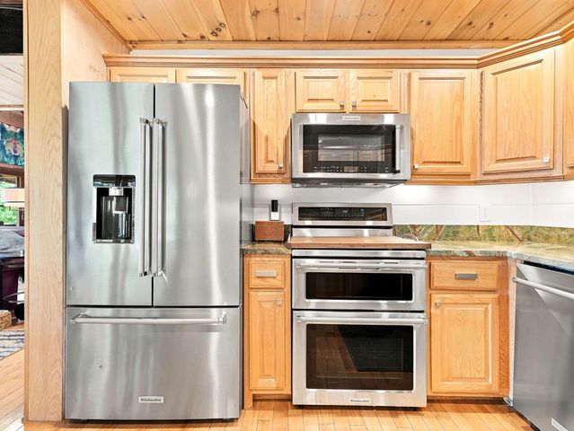 135 Bandit Lane, Blue Ridge, GA 30513