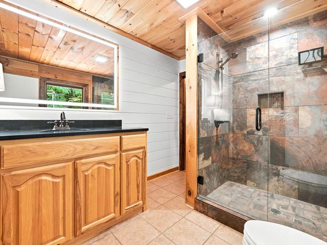 135 Bandit Lane, Blue Ridge, GA 30513