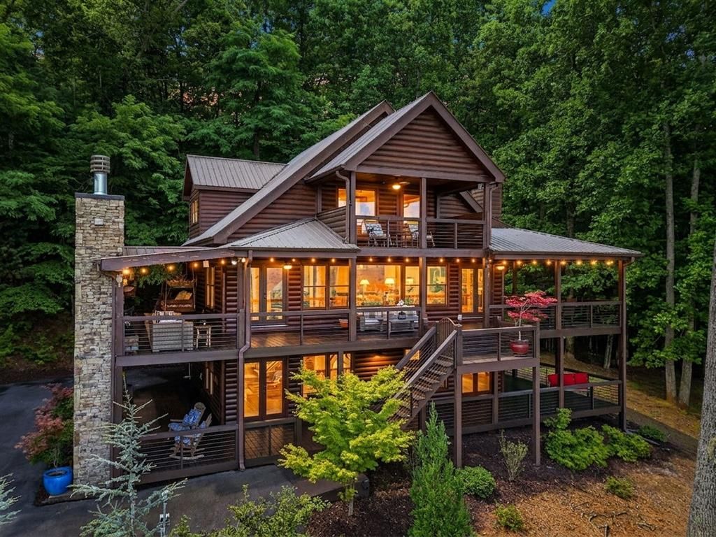 135 Bandit Lane, Blue Ridge, GA 30513