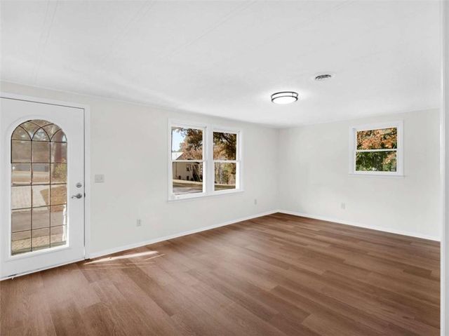 296 Reeves Road, Jackson, GA 30233