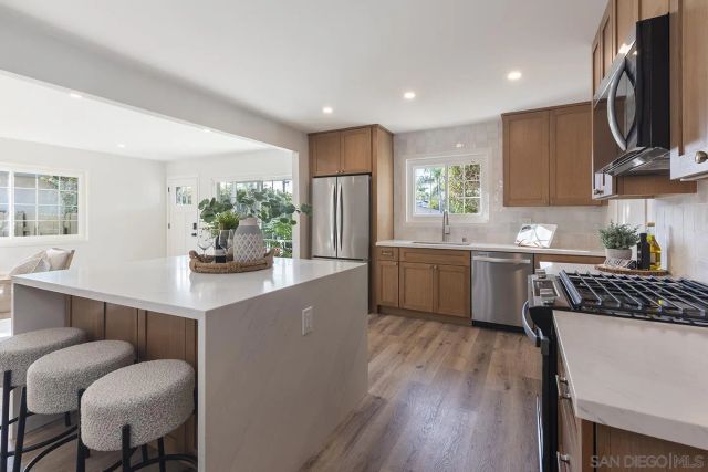 522 Garfield St, Oceanside, CA 92054