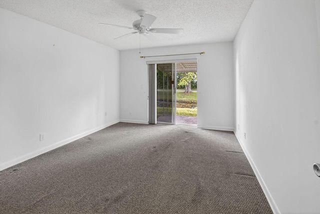 14386 Campanelli Drive, Delray Beach, FL 33484