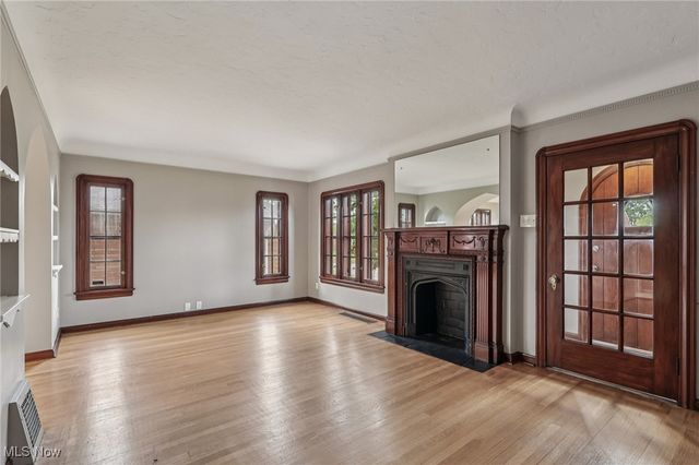 2923 Brookview Boulevard, Parma, OH 44134