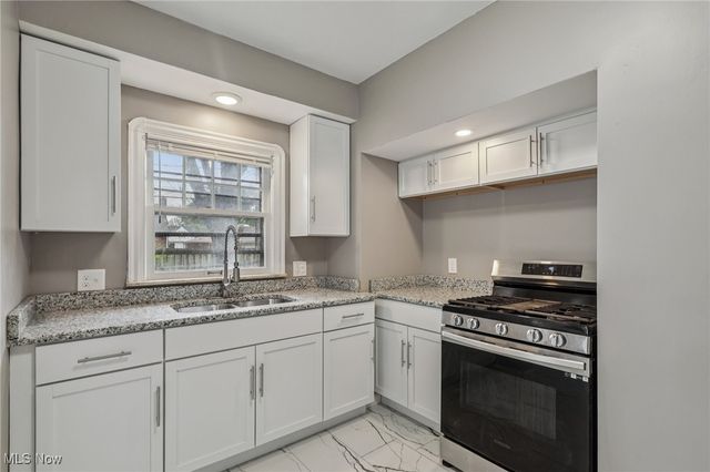 2923 Brookview Boulevard, Parma, OH 44134