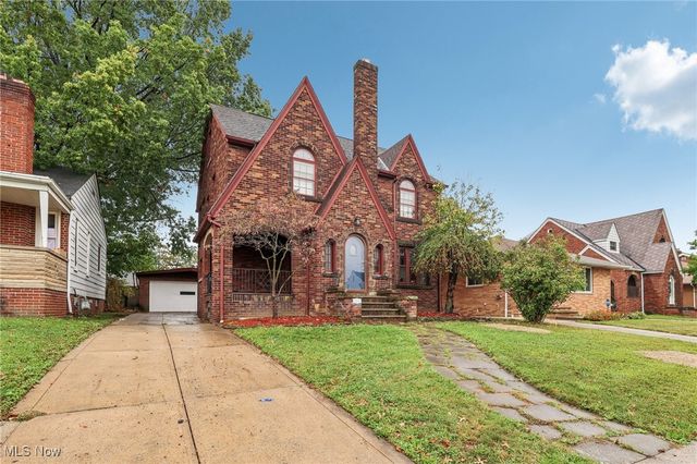 2923 Brookview Boulevard, Parma, OH 44134