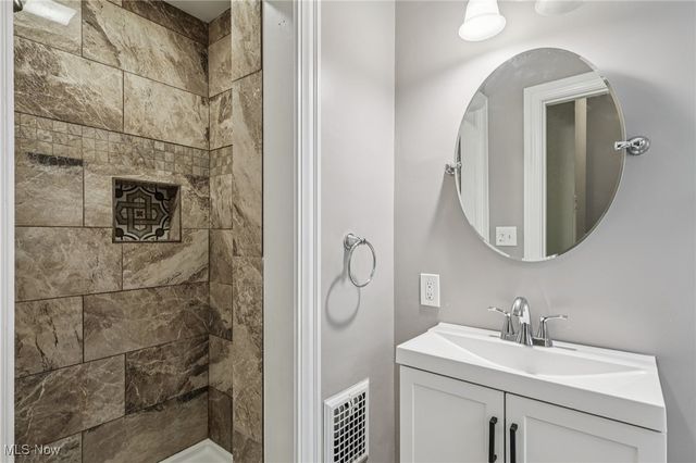 2923 Brookview Boulevard, Parma, OH 44134