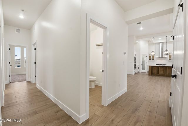 284 Emerald Dust Place, Horizon City, TX 79928