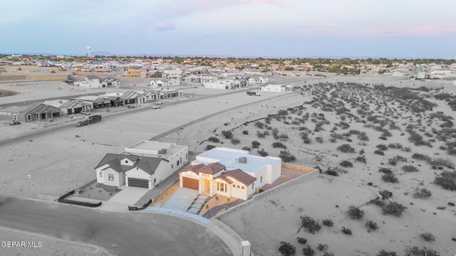 284 Emerald Dust Place, Horizon City, TX 79928