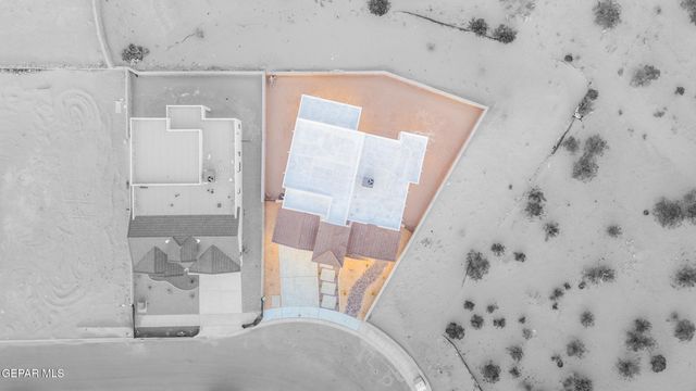 284 Emerald Dust Place, Horizon City, TX 79928