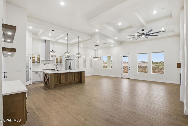 284 Emerald Dust Place, Horizon City, TX 79928