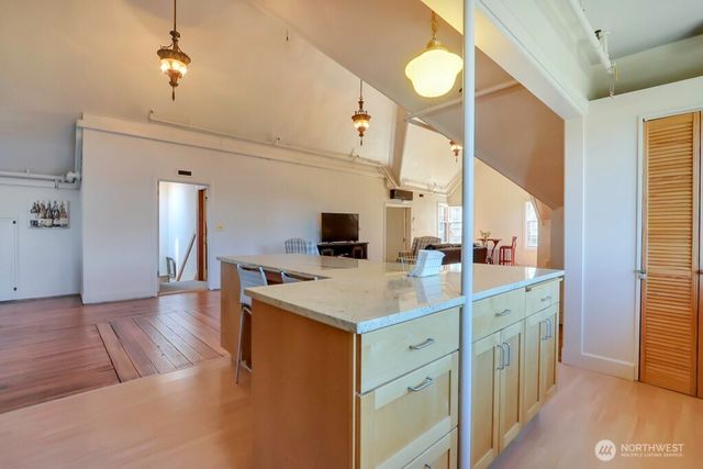401 Broadway, Tacoma, WA 98402